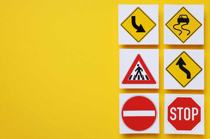 compreender sinais de trânsito